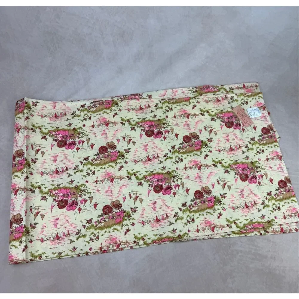 Vintage 1950s Novelty Print Fabric Rayon Blend NWT 45x46”